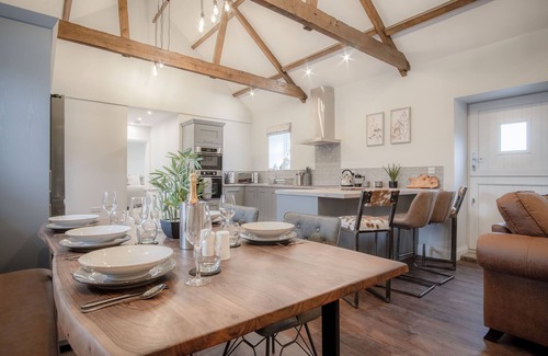 Narberth Cabaña | The Barn At Kiln Park - 2 Bed Cottage - Narberth