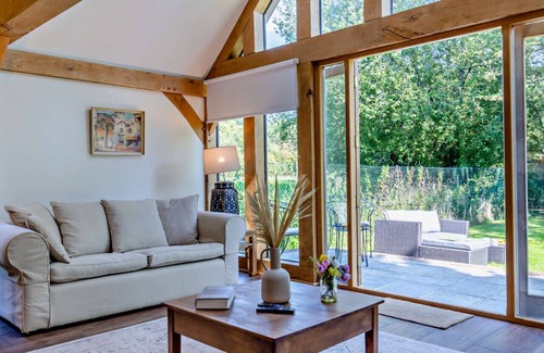 Woodmancote Casa | The Barn at Pigeon Cottage