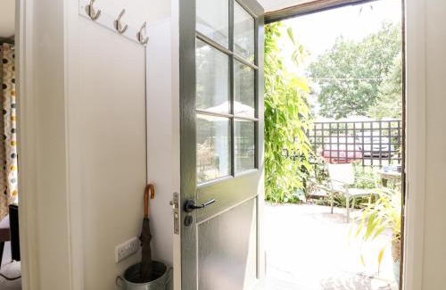 Five Oak Green Casa | The Barn at Sandhole Cottage