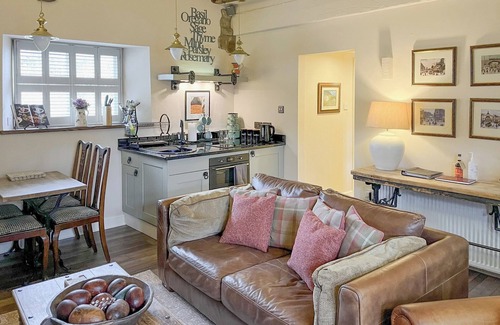 Barlow Cabaña | The Barn at Woodland View