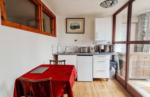 Port Talbot Cama Y Desayuno | The Barn B&B