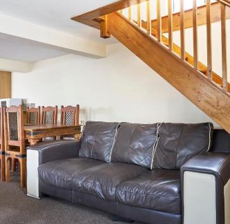 Holsworthy Casa | The Barn (Chilsworthy), 6 Sleeper House, 19 Min Drive into Bude, Cornwall