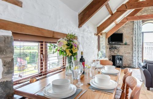 Haverfordwest Casa | The Barn