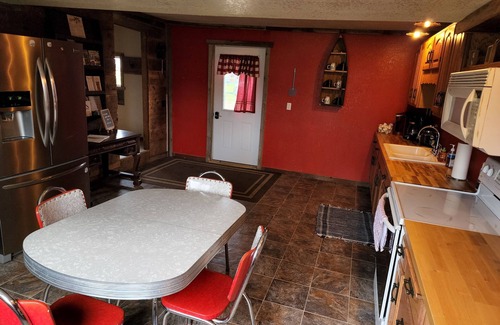 Spillville Casa | The Barn House Lodge
