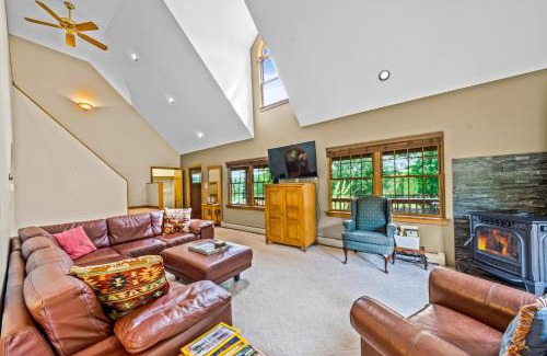 Johnsburg Casa | The Barn on Bartman