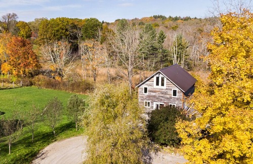 Lakeville Casa | The Barn - Rústico Chic Loft - Rehabed 1890 Hay Barn - Cerca de los lagos y Hotchkiss