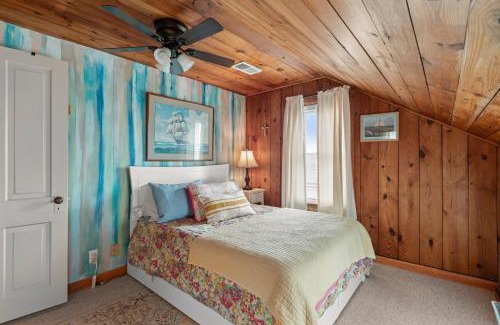 Colington Casa | The Barn