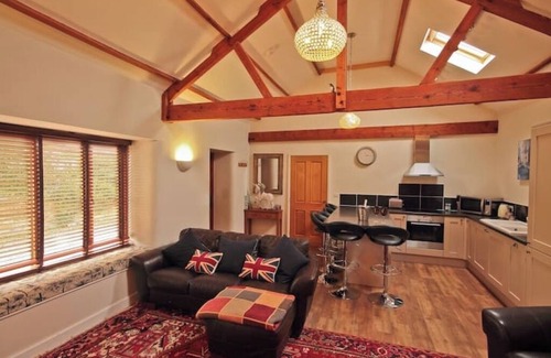 Felmingham Casa | The Barnhouse. Lovely barn conversion, sleeps 6.