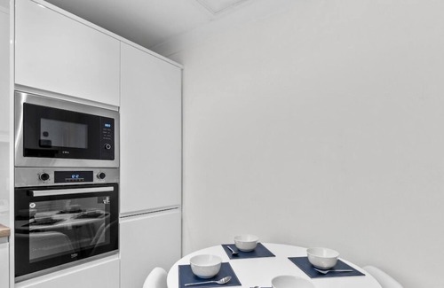Plymouth Casa | 3 Bed- The Barracks