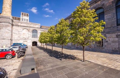 Plymouth Casa | 3 Bed- The Barracks