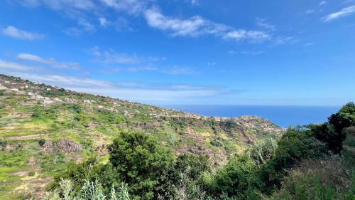 Ponta do Sol Casa | The Barreto's Clive