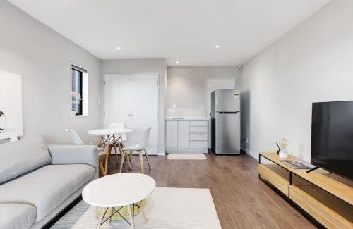 Hillcrest Casa | The Base Guest Suite with Wi-Fi and Deck