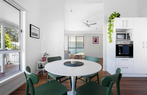 St. Georges Basin Casa | The Basin Breeze Retreat (Pet Friendly)