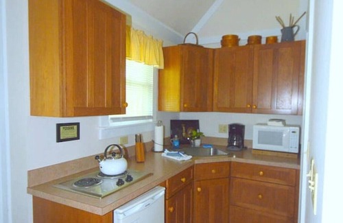 Berkeley Springs Cabina | Bathkeepers Cottage