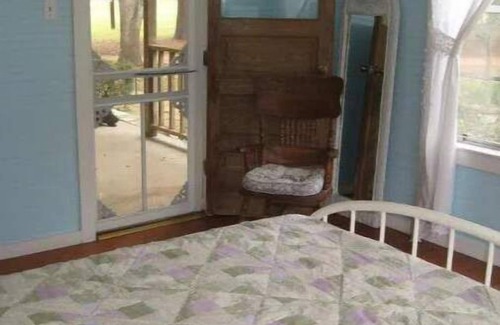 Jeddo Otro | The Baugh Farm-Country Living near ATX