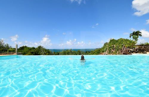 Trou d'Eau Douce Casa | THE BAY
