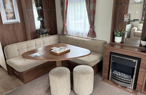 Aberystwyth Casa | The Bay Pearl 2 Bedroom Elegant Pet Free Stay at Clarach