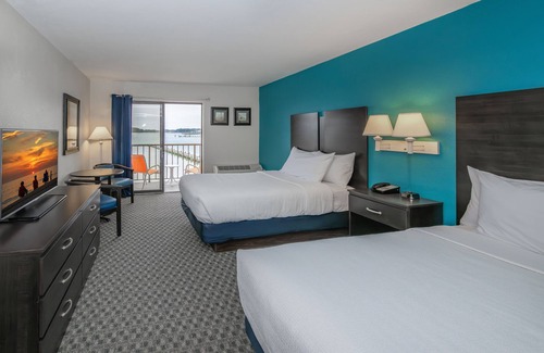 Dewey Beach Hotel | The Bay Resort