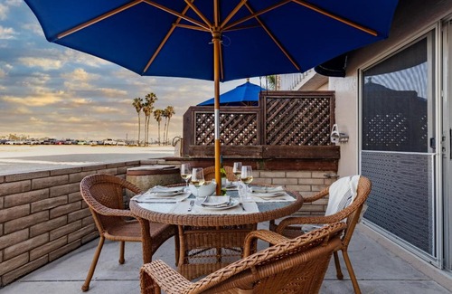 Central Mission Beach Apartamento | The Bay View Units by AvantStay