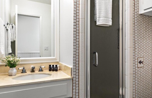 Central Mission Beach Apartamento | The Bay View Units by AvantStay