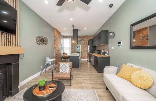 Cincinnati Casa | The Baymiller Row - For 6!