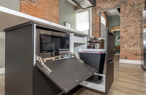 Cincinnati Casa | The Baymiller Row - For 6!