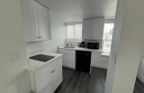 Treasure Island Hotel | The Bayside Inn & Marina