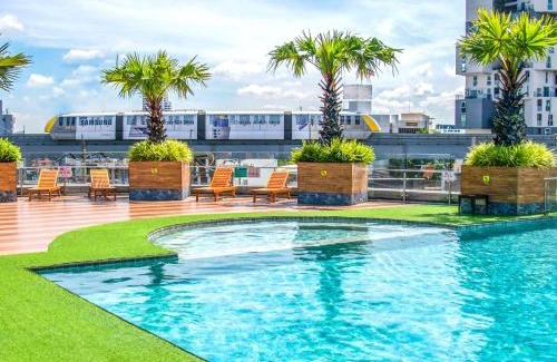 Chom Phon Hotel | The Bazaar Hotel Bangkok