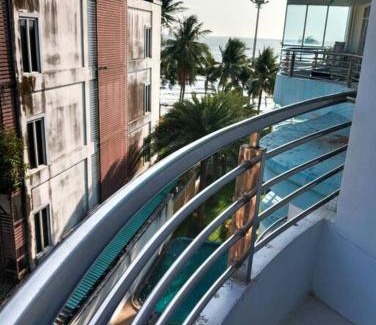 Ban Bang Saen Apartamento | The Beach Bangsaen Condo 327/30