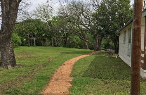 Granbury Cabaña | The Beach Cottage at Travis Street Cottages