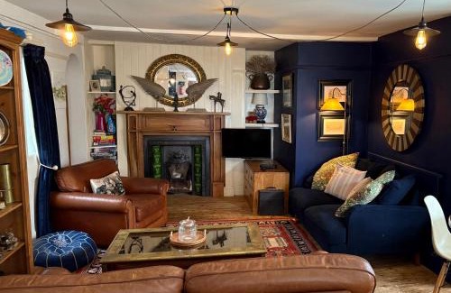 Sandgate Casa | The beach cottage