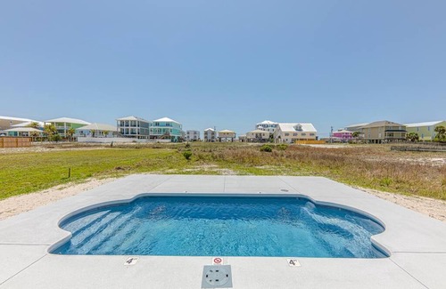 Gulf Shores Casa | The Beach Fox- Sleeps 26- Walk to the Beach!