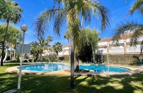 Platja de l'Arenal Apartamento | THE BEACH HOUSE PLAYA DEL ARENAL Jávea - Pool and Garden Steps from the beach