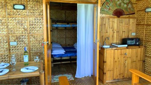 Lanas Hotel | The Beach House Carabao Island