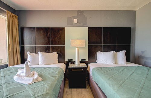 South Peninsula Historic District Hotel | The Beach House Inn