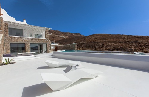 Ftelia Villa | VILLA CERCA DE PLAYA CON PISCINA PRIVADA - OFERTA RESERVA ANTICIPADA 10%