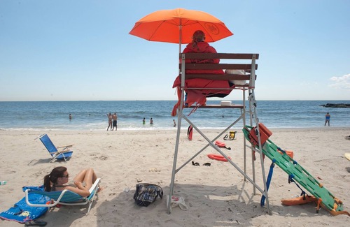 Queens Casa | The Beach House NY, a beach block home in Far Rockaway with a vibe