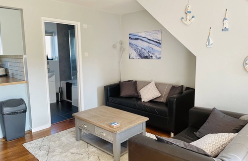 Corton Casa | The Beach House, Suffolk Coast, Beach access from site & covered heated pool