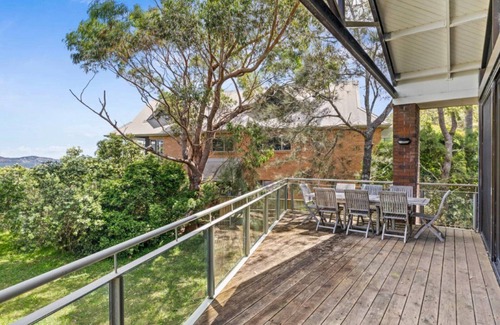 Hawks Nest Casa | The Beach House - Winda Woppa