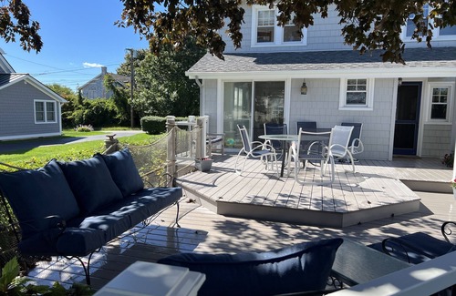 Niantic Casa | The beach is waiting.