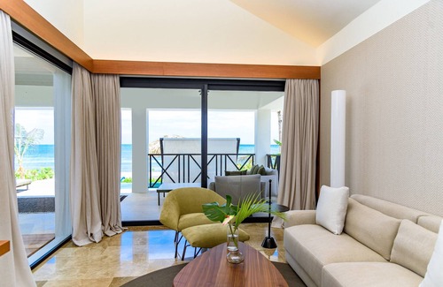 Falmouth Complejo | The Beach Villas at Excellence Oyster Bay - Adults Only All Inclusive