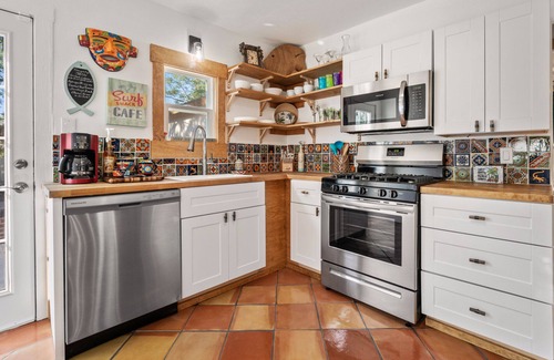 Heart of Lubbock Casa | The Beachcomber - Lubbock, TX with an Island Flair!