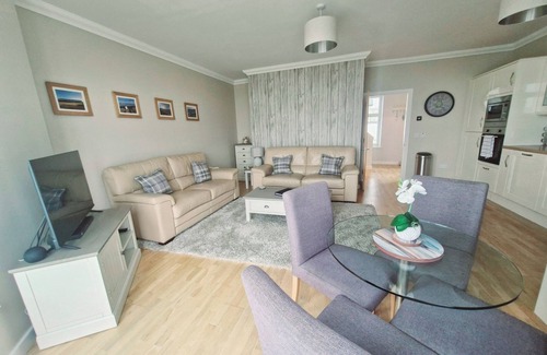 Banff Cabaña | The Beaches, beachfront 2 bed home with seaviews in Banff Aberdeenshire