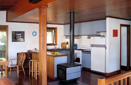 Eagle Bay Casa | The Beachhouse Eagle Bay
