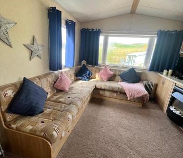 Aberystwyth Casa | The Beachside Retreat 3 Bedroom Pet Friendly in Clarach Bay