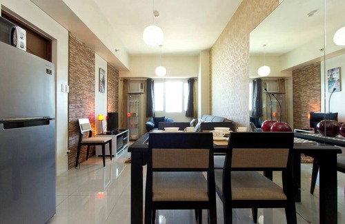 Bangkal Condominio | The Beacon 1Br for 4, Arnaiz Tower