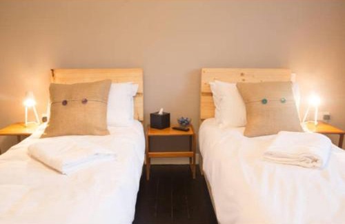 Bath Hotel | The Bear