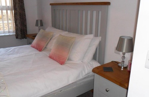 Rhayader Cama Y Desayuno | The Bear