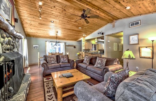 North Upper Truckee Casa | The Bear's Den 1965np 3 Bedroom Cabin by RedAwning
