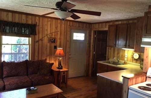 Byrdstown Cabina | The Bear's Den/Dale Hollow Lake/Eagle Cove/Star Pointe